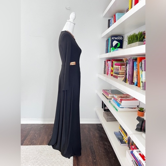 River Island Stunning Evening black gown with gold accents size 6 - Picture 6 of 16